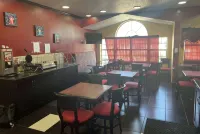 Days Inn & Suites by Wyndham Hutchinson - breakfast