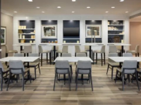 เรสซิเดนซ์ อินน์ บาย แมริออท ซาวันนาห์ ดาวน์ทาวน์/ฮิสทอริก ดิสทริกต์ โรงแรมในซาวานนาห์