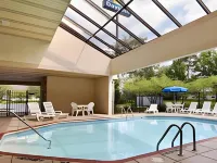 Quality Inn Cleveland Airport Hotels in Middleburg Heights