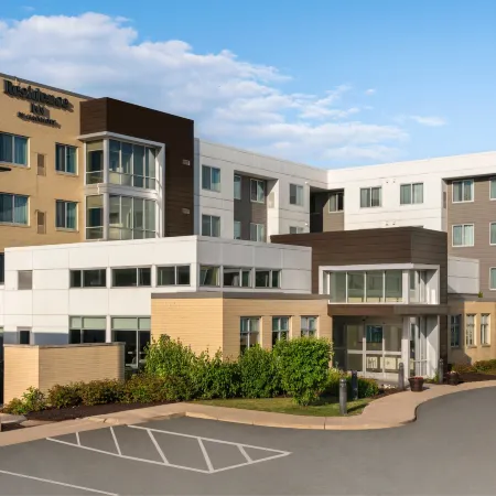 Residence Inn Milwaukee West Отели рядом с достопримечательностью «Милуокский зоопарк»