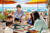 Tides Folly Beach, Charleston's Oceanfront Hotel - 朝食