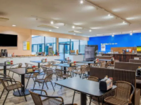 Days Inn by Wyndham Cranbrook Conference Centre Hotels in Cranbrook