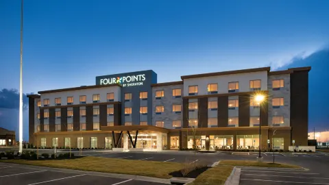 Four Points by Sheraton Kansas City Olathe in 올레이서