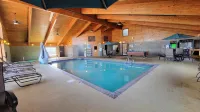 AmericInn by Wyndham Detroit Lakes - Pools