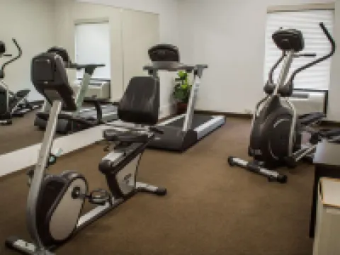 Sleep Inn & Suites Harbour Pointe Hotels in Brandermill
