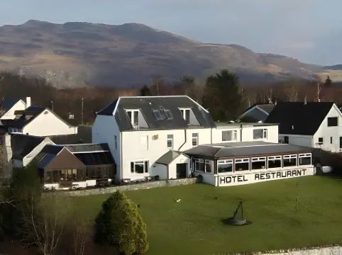 Lochnell Arms Hotel