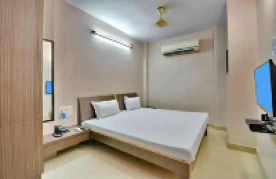 Hotel Shadaab Inn