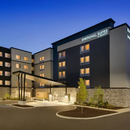 SpringHill Suites Indianapolis Keystone Отели рядом с достопримечательностью «Торговый центр Keystone»