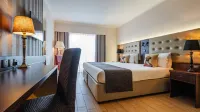 AX The Victoria Hotel