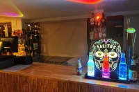 Hotel Selva Arenal - С баром