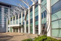 DoubleTree by Hilton Chicago - North Shore Conference Center Hotels in Skokie