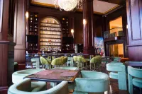 British Colonial Nassau Hotel - bar