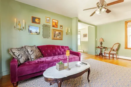 Moody Salem Home Away From Home