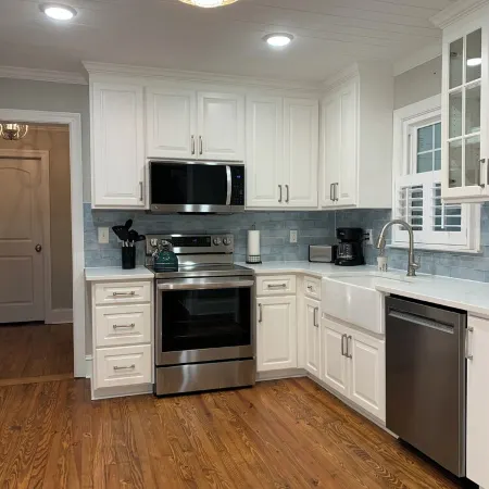 Location Location : Downtown Cary NC- Dog friendly, quaint, clean home