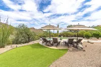 Luxury Desert Escape with Heated Pool, Spa & Stunning Views