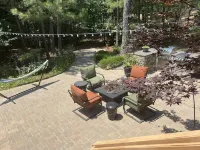 Beautiful and Spacious home w/Outdoor Kitchen Hotels near Grace Bible Church