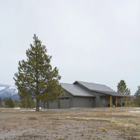 Majestic Bull Elk, Rambler, Views, Porches