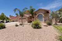 Majestic Villa/Heated Pool/Wifi/Work Station/Golf