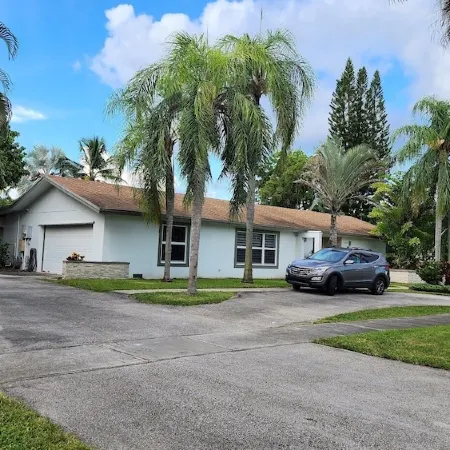 Private Apartment Miami Kendall near Zoo, The Falls Mall, and Miami Dade College