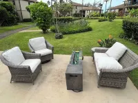 A Welcoming Beachfront 2BR/2BA, Vacation Home, W/D, AC, STEPS TO BEACH!