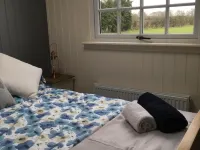 SHEPHERD'S HUT (DELUXE Beautiful 1 bedroom, with patio, ideal for couples. Fordingbridge otelleri