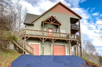 Your Secluded Retreat with Breathtaking Views, Hot tub & Game room Elk Knob State Park附近的飯店