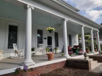 Victorian Spa EnSuite @ Nottingham PL, King Bed, Jacuzzi Near UVa-Wise & Main St