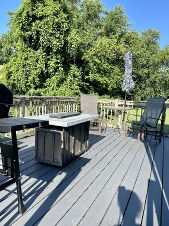 Beautiful Island Cottage on Middle Bass Island, Island Time! Amazing Sunsets!