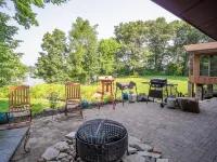 Lake Wissota Lookout – A Luxury Escape Hotels in Anson