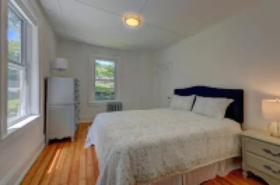 Cozy 3BR Home w/ Yard & Patio 5 min to Tanglewood