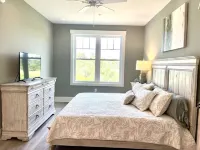 Three bedroom, three bathroom condo! Minutes from beaches, waterpark, and shops