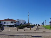 Cozy Appart 150 m from the beach with balcony + Parking Hotels in Biscarrosse