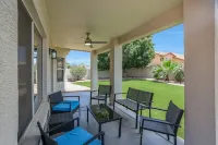 Gorgeous SURPRISE GEM 2 Miles to Baseball Stadium