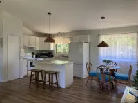 Hawi Hideaway, quiet home in small country town فنادق في هاوي