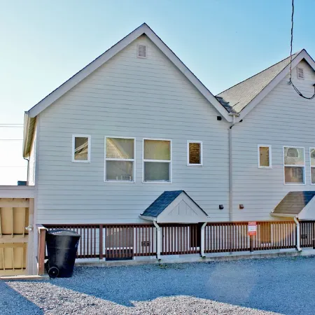 Comfort and Convenience in Downtown Sitka - Suite A