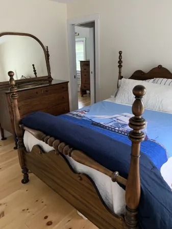 Charming and newly-renovated 1850's house in quiet residential neighborhood Отели рядом с достопримечательностью «Safe Haven Museum»