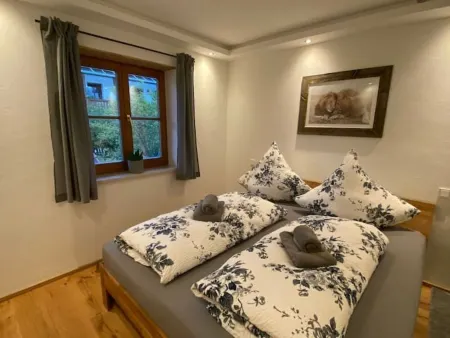 Neurenovierte Ferienwohnung "räsl"