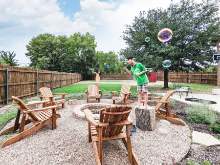 Arlington Home Near AT&T Stadium, Globe Life Field, Six Flags - FREE PARKING!!! Отели рядом с достопримечательностью «Университет Техас в Арлингтон»