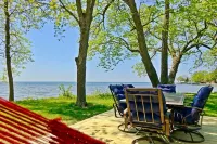 2BR Cabin on Lake w/ Beach, Boat Dock in Protected Channel, & 74ft Viewing Dock