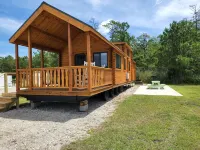 Cabin: Lower Winter prices! Snowbirds Welcome!  Bring your boat for fall fishing Hotels in Carteret County