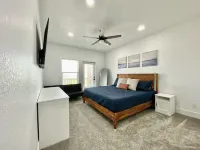 Beautiful 8Bed/7Bath Beach View Home for the entire Family