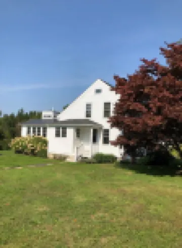 Charming 1870 cape cottage in Litchfield