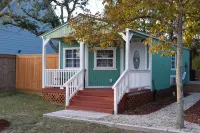Cozy Cabin on the Water -Full Access Hotels near Cherry's Designs
