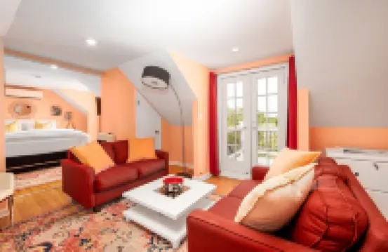 Cozy Chambourcin Cottage at Willow Creek Winery Hotels in West Cape May