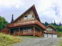 Best Views in Anchorage! Totally Private, Romantic, and Family Friendly Suite! - balkon
