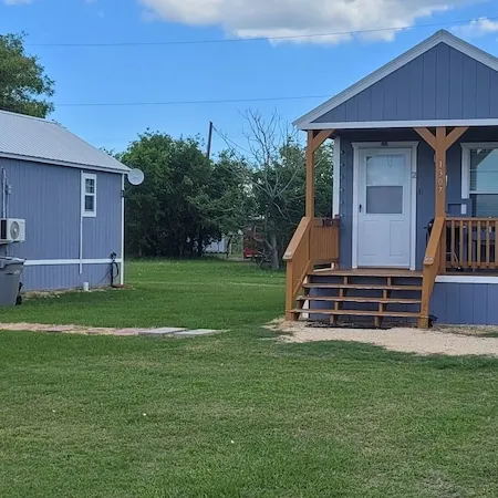 Cozy New Cabins