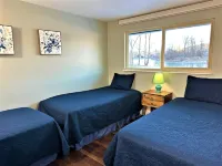 Discover St. Maries charm in our spacious 3-bedroom retreat