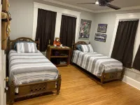 Park Avenue Loft overlooking Parkerson Avenue Hotels in Crowley