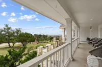 Upscale Comfort in Dripping Springs - The Goodnight House - Spacious 4/3 - Views