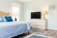 Oceanside Getaway -  Pool & Hot Tub. July 5-12 Now Available!
